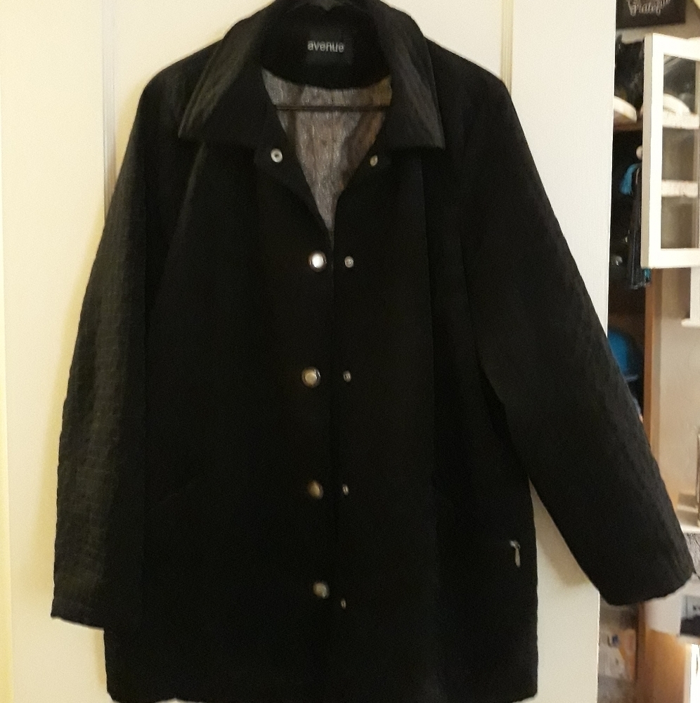 Quilted Jacket - Picture 5 of 6